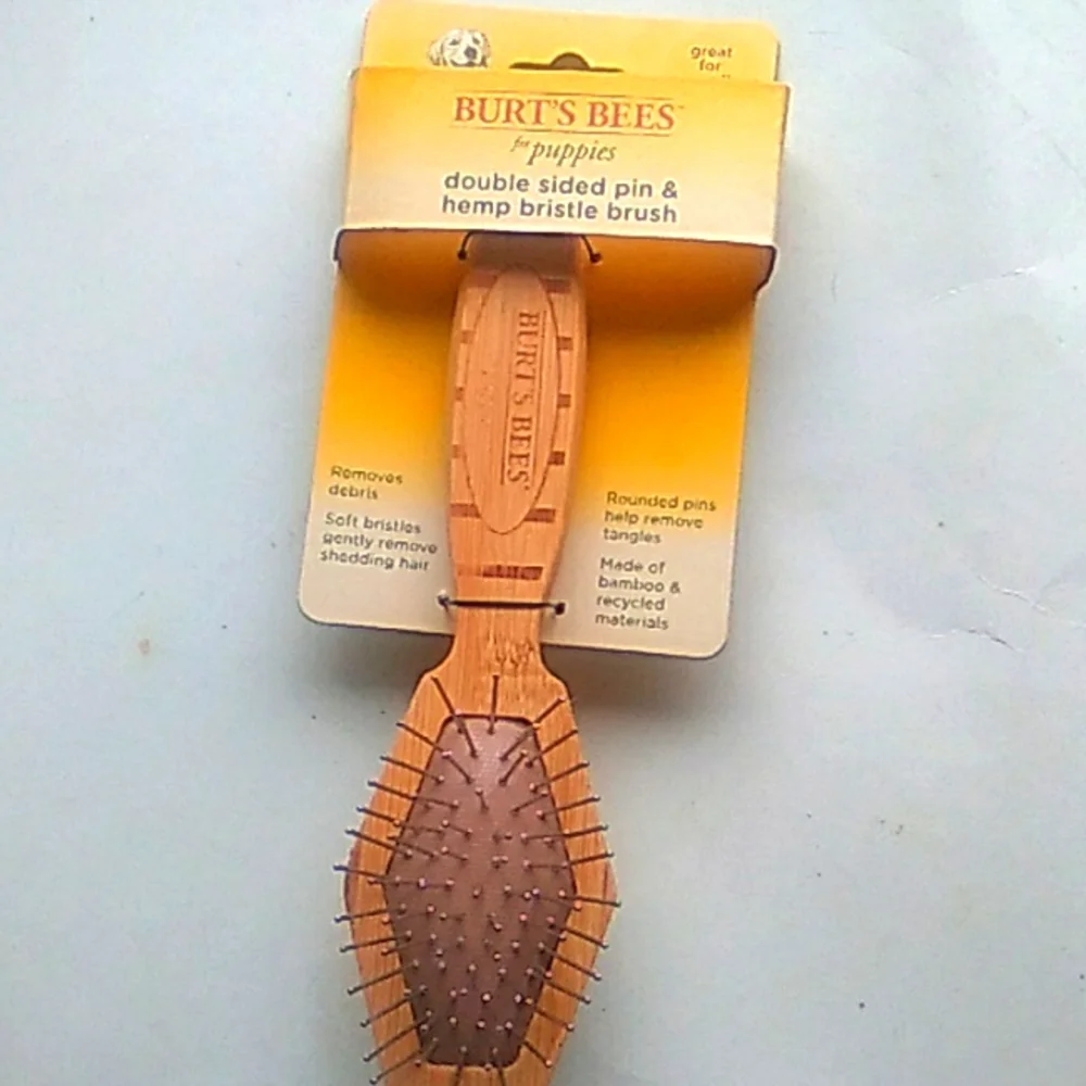 Burts bees pet brush
